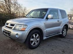 Coolsilber (m) Gebraucht 2006 Mitsubishi Pajero SUV | 3.890 € (Superpreis)