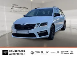 Weiß (moonweiß perleffekt) Gebraucht 2020 Skoda Octavia RS Kombi | 25.990 € (Superpreis)