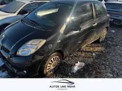 Schwarz Gebraucht 2011 Toyota Yaris Life Kleinwagen | 1.600 €