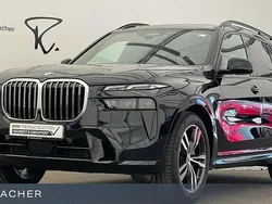 Carbonschwarz Gebraucht 2025 BMW X7 M Sport SUV | 87.349 € (Fairer Preis)