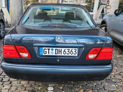 Andere farben Gebraucht 1999 Mercedes E220 Limousine | 3.150 €