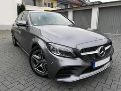 Grau Gebraucht 2021 Mercedes C180 Limousine | 25.900 € (Guter Preis)