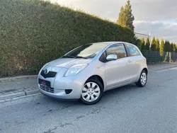 Silber Gebraucht 2006 Toyota Yaris Sol Limousine | 2.750 € (Fairer Preis)