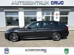 Sophistograu brillanteffekt Gebraucht 2020 BMW 520 M Sport Kombi | 28.490 € (Teuer)