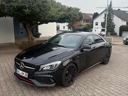 Schwarz Gebraucht 2017 Mercedes CLA250 Limousine | 26.600 € (Teuer)