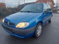 Blau Gebraucht 2002 Citroën Saxo Tonic Kleinwagen | 950 € (Fairer Preis)