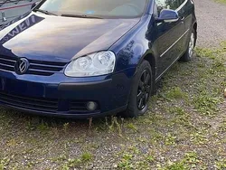 Blau Gebraucht 2004 VW Golf V Limousine | 1.500 € (Superpreis)