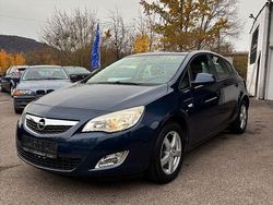 Blau Gebraucht 2010 Opel Astra Edition Limousine | 3.990 € (Guter Preis)