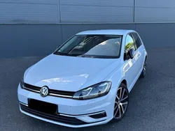 Weiß Gebraucht 2017 VW Golf VII Comfortline Limousine | 16.400 € (Etwas zu teuer)
