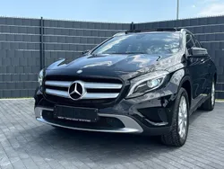 Schwarz Gebraucht 2016 Mercedes GLA200 SUV | 16.990 € (Fairer Preis)