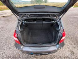 Grau Gebraucht 2005 BMW 116 Kleinwagen | 1.100 € (Superpreis)