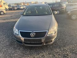 Grau Gebraucht 2006 VW Passat Kombi | 990 € (Superpreis)