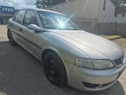 Silber Gebraucht 1997 Opel Vectra Limousine | 1.190 € (Fairer Preis)