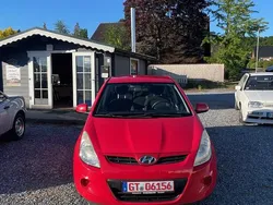 Rot Gebraucht 2010 Hyundai i20 Limousine | 2.399 €