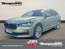 Gelb Gebraucht 2025 Skoda Superb Selection Kombi | 45.990 €