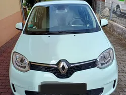 Grün Gebraucht 2020 Renault Twingo LIMITED Kleinwagen | 10.500 € (Fairer Preis)