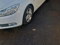 Weiß Gebraucht 2010 Opel Insignia Limousine | 5.000 € (Fairer Preis)