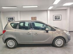Grau Gebraucht 2010 Opel Meriva Edition Van / Kleinbus | 2.990 € (Superpreis)