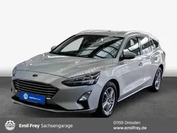 Silber Gebraucht 2020 Ford Focus Cool & Connect Kombi | 15.940 € (Fairer Preis)