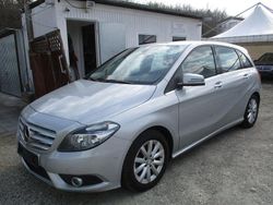 Silber Gebraucht 2014 Mercedes B180 Van / Kleinbus | 8.850 € (Guter Preis)