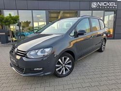 Grau Gebraucht 2020 VW Sharan Style Van / Kleinbus | 29.999 € (Fairer Preis)