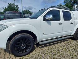 Weiß Gebraucht 2014 Nissan Navara Abholung | 14.999 € (Guter Preis)
