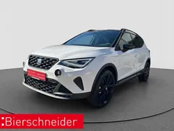 Weiss Neu 2025 Seat Arona Black Edition SUV | 29.790 € (Fairer Preis)