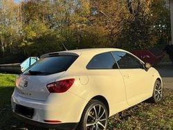 Weiß Gebraucht 2009 Seat Ibiza Coupé | 2.690 € (Fairer Preis)