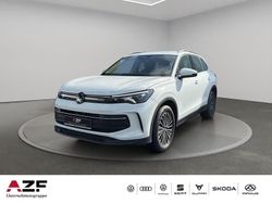 Weiß Neu 2025 VW Tiguan Life SUV | 54.025 €