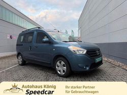 Blau Gebraucht 2014 Dacia Dokker Lauréate SUV | 6.499 € (Etwas zu teuer)