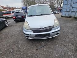 Silber Gebraucht 1999 Toyota Yaris Kombi | 1.000 € (Superpreis)