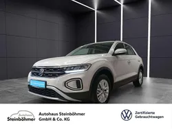 Ascotgrau (grau) Gebraucht 2024 VW T-Roc Life SUV | 25.935 € (Superpreis)