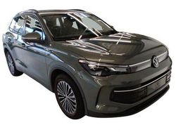 Grün metallic Gebraucht 2024 VW Tiguan Life SUV | 35.610 € (Etwas zu teuer)