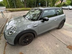 Grau Gebraucht 2022 Mini Cooper SE Kleinwagen | 18.000 € (Fairer Preis)