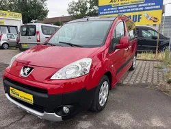 Rot Gebraucht 2010 Peugeot Partner Tepee Family Van / Kleinbus | 4.000 € (Fairer Preis)