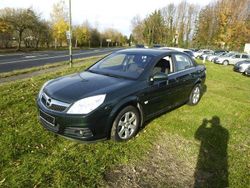 Grün Gebraucht 2006 Opel Vectra Edition Limousine | 5.490 € (Teuer)