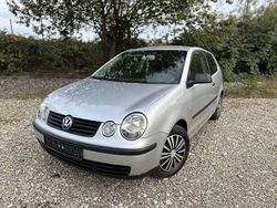 Silber Gebraucht 2002 VW Polo Basis Limousine | 1.600 € (Fairer Preis)