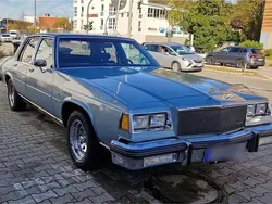 Blau Gebraucht 1985 Buick Le Sabre Limousine | 16.200 €