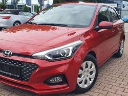 Rot Gebraucht 2019 Hyundai i20 Limousine | 11.500 € (Fairer Preis)