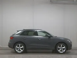 Grau Gebraucht 2022 Audi Q3 Advanced SUV | 27.980 € (Guter Preis)