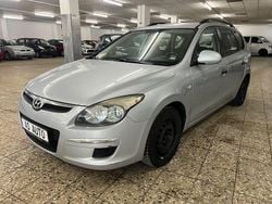 Silber Gebraucht 2009 Hyundai i30 Edition+ Kombi | 1.798 € (Guter Preis)