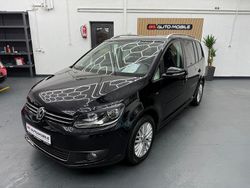 Blau Gebraucht 2014 VW Touran Comfortline Van / Kleinbus | 9.990 € (Guter Preis)