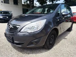 Grau Gebraucht 2012 Opel Meriva Edition Van / Kleinbus | 2.800 €