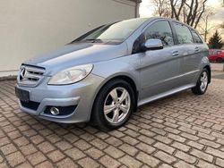 Blau Gebraucht 2008 Mercedes B180 Van / Kleinbus | 3.299 € (Guter Preis)