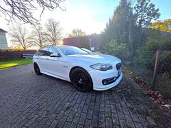 Weiß Gebraucht 2014 BMW 520 Luxury Line Kombi | 11.800 € (Guter Preis)