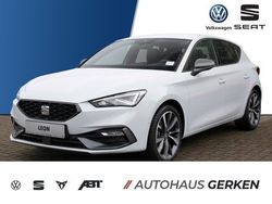 Weiß Gebraucht 2024 Seat Leon FR Limousine | 29.990 € (Fairer Preis)