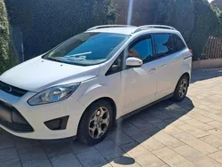 Weiß Gebraucht 2014 Ford Grand C-Max Van / Kleinbus | 7.099 € (Guter Preis)
