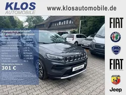 Grau Gebraucht 2024 Jeep Compass Altitude SUV | 31.990 € (Fairer Preis)