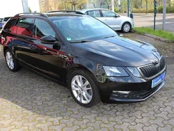 Schwarz Gebraucht 2018 Skoda Octavia Clever Kombi | 13.400 € (Fairer Preis)
