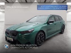 Grün Gebraucht 2025 BMW M5 Sport Line Kombi | 156.995 €
